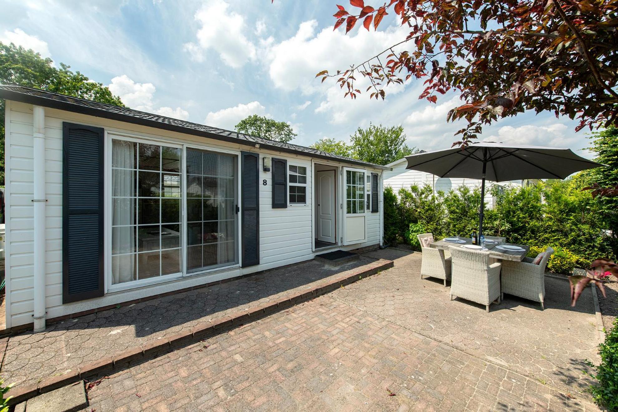 Prachtig chalet gelegen in het bosrijke Oisterwijk Buitenkant foto