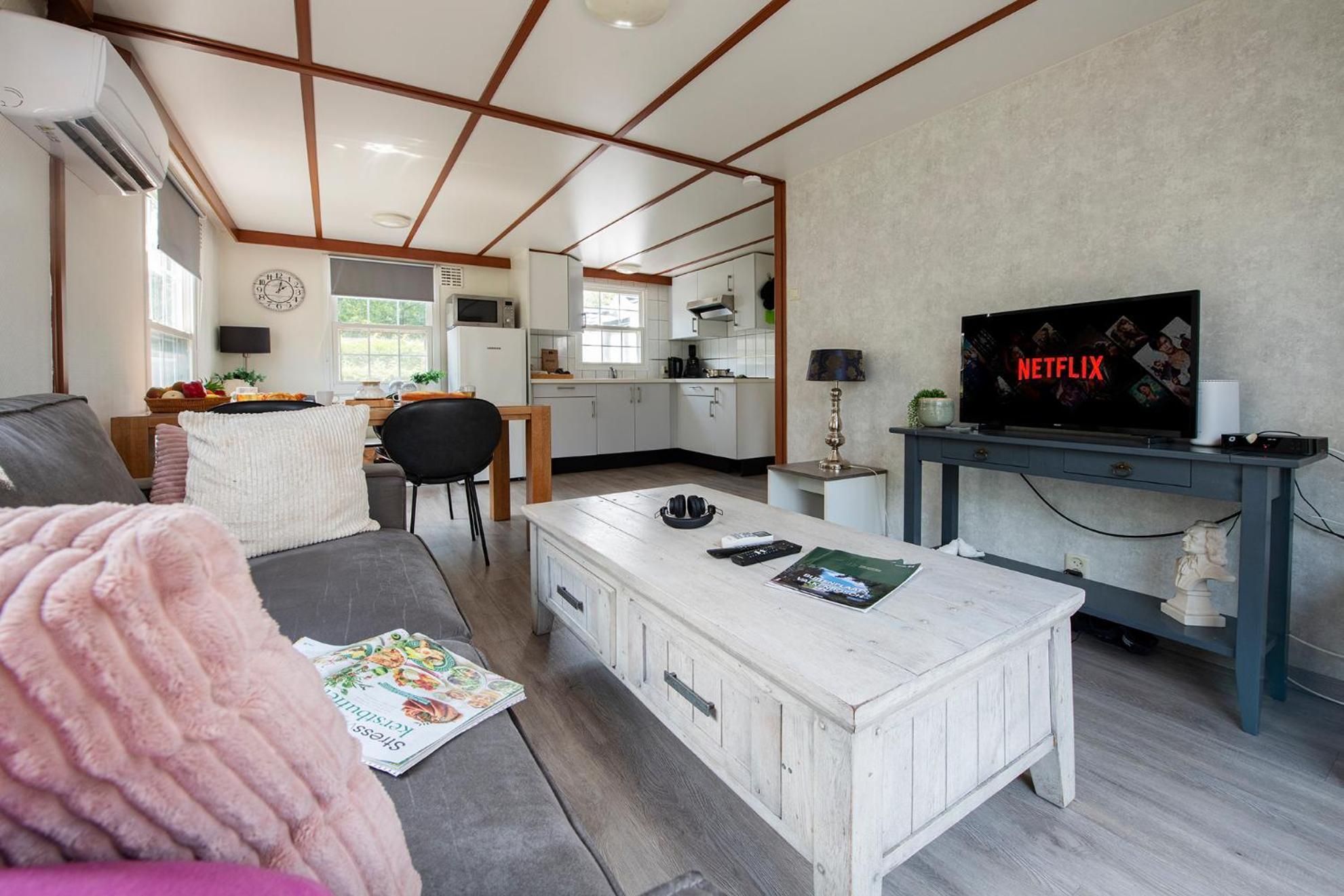 Prachtig chalet gelegen in het bosrijke Oisterwijk Buitenkant foto